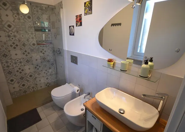 Casa Nel Borgo Vicinissima Al Centro Di * Torino