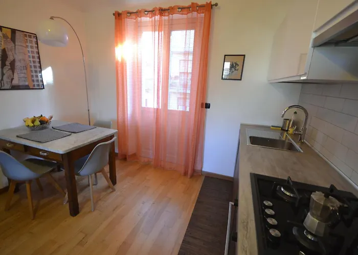 Casa Nel Borgo Vicinissima Al Centro Di Lägenhet Turin