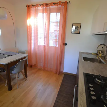 Casa Nel Borgo Vicinissima Al Centro Di Apartamento Turín